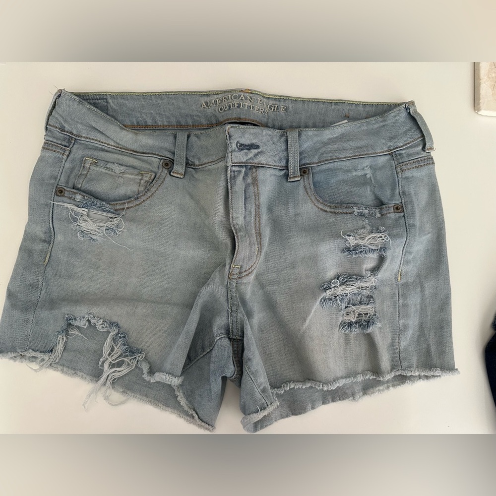 American Eagle Light Wash Denim sz 14